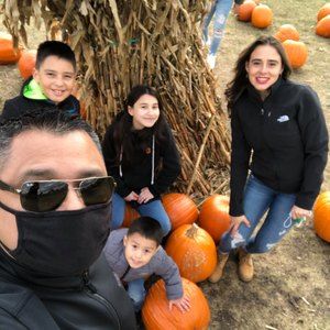 Meet your Posher, Cinthya